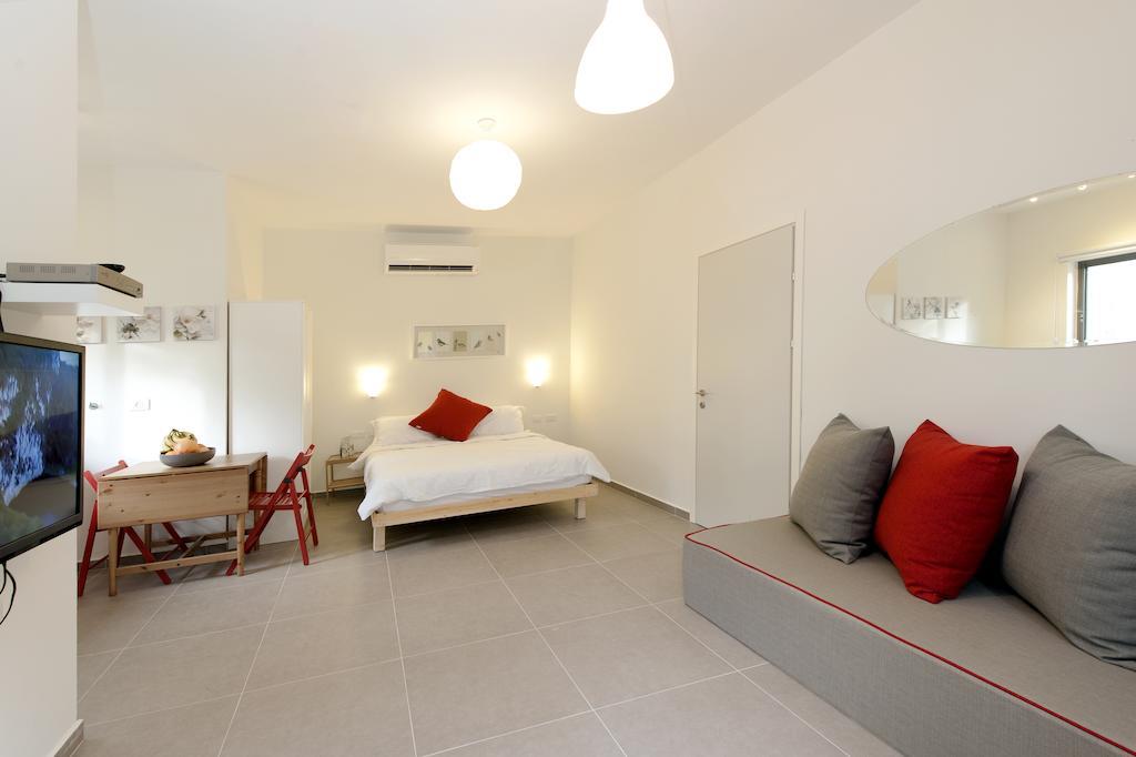 Kurlender Guest House She'ar Yashuv Room photo